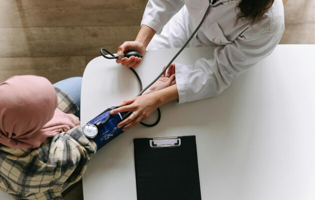 Especialistas explican cómo el cáncer afecta a nuestro cuerpo y las herramientas de la medicina para combatirlo