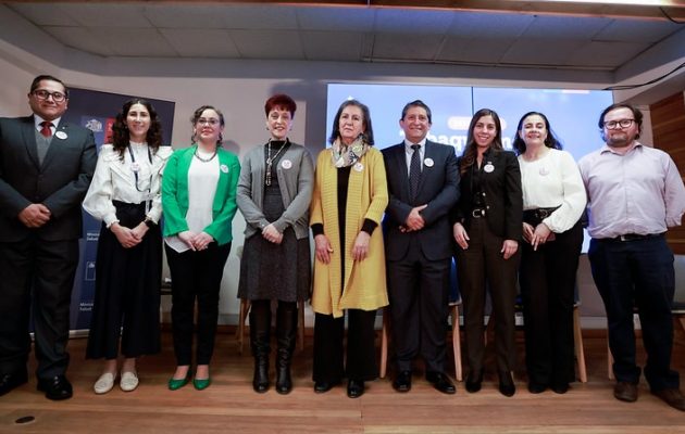 CECAN presente en seminario del MINSAL sobre nuevas formas de consumo de tabaco en jóvenes